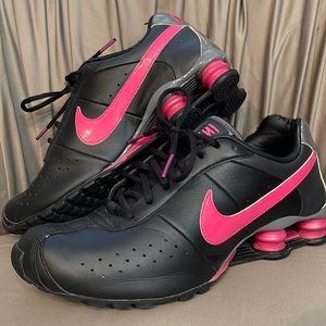 NIKE SHOX Running Shoe Women’s size 9